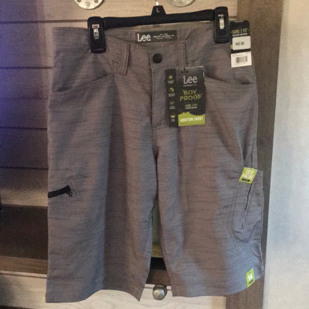 NWT boy’s Lee shorts 14